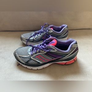 Saucony Power Grid Guide 7 Women’s Running Shoes